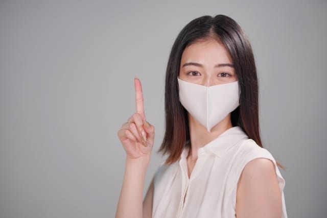 measures for people with sensitive skin to wear masks